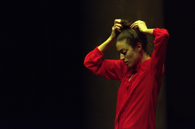 Oratorio per Eva di compagnia Zappal&agrave; danza. foto di Markus Spitzauer