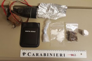 Foto materiale sequestrato